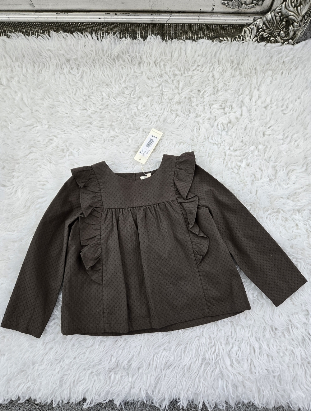 Copper Key Olive Green texture weave Long Sleeve Top with Ruffles. Size 6. New